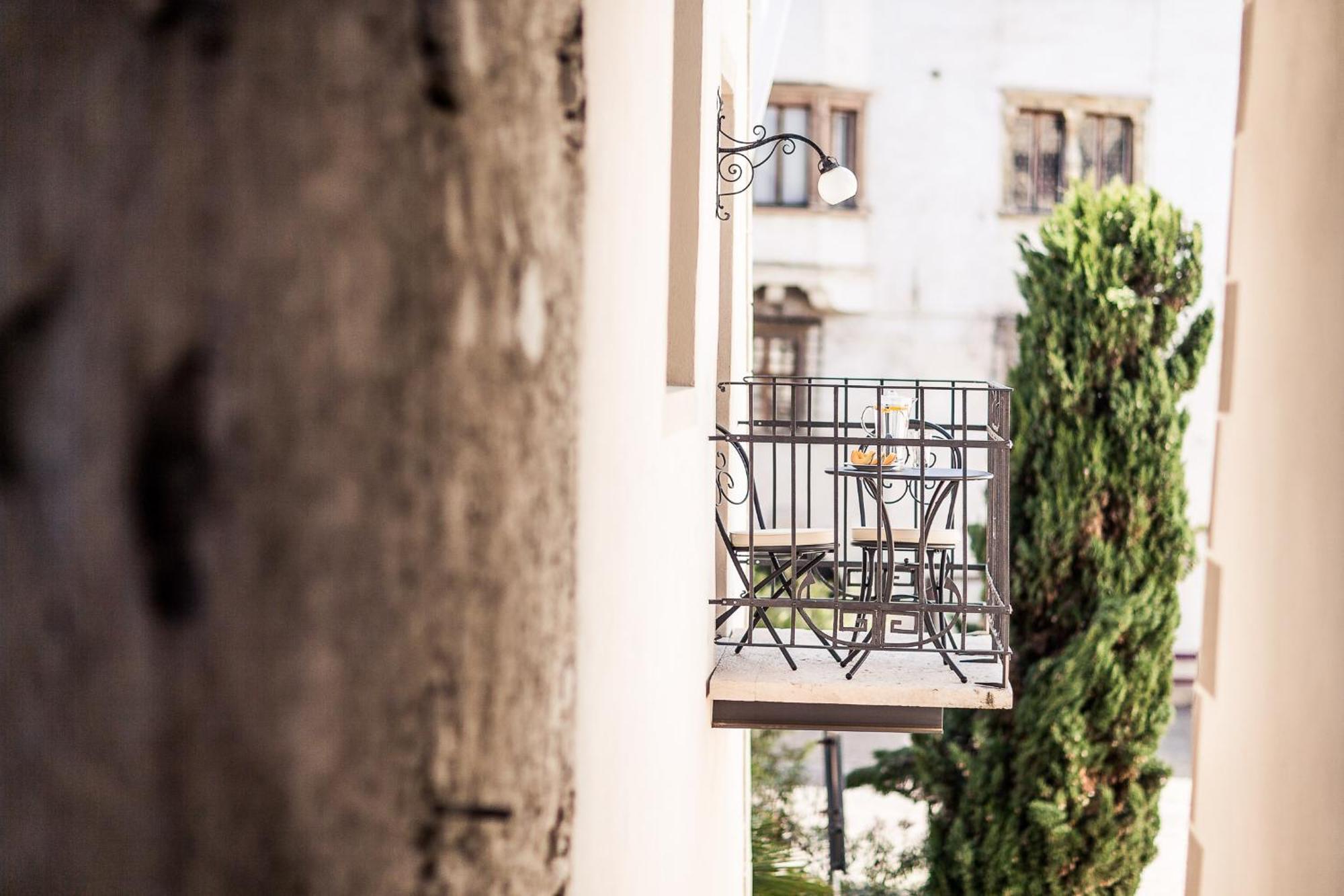 Romantik Hotel Jagdhof Caldaro Esterno foto