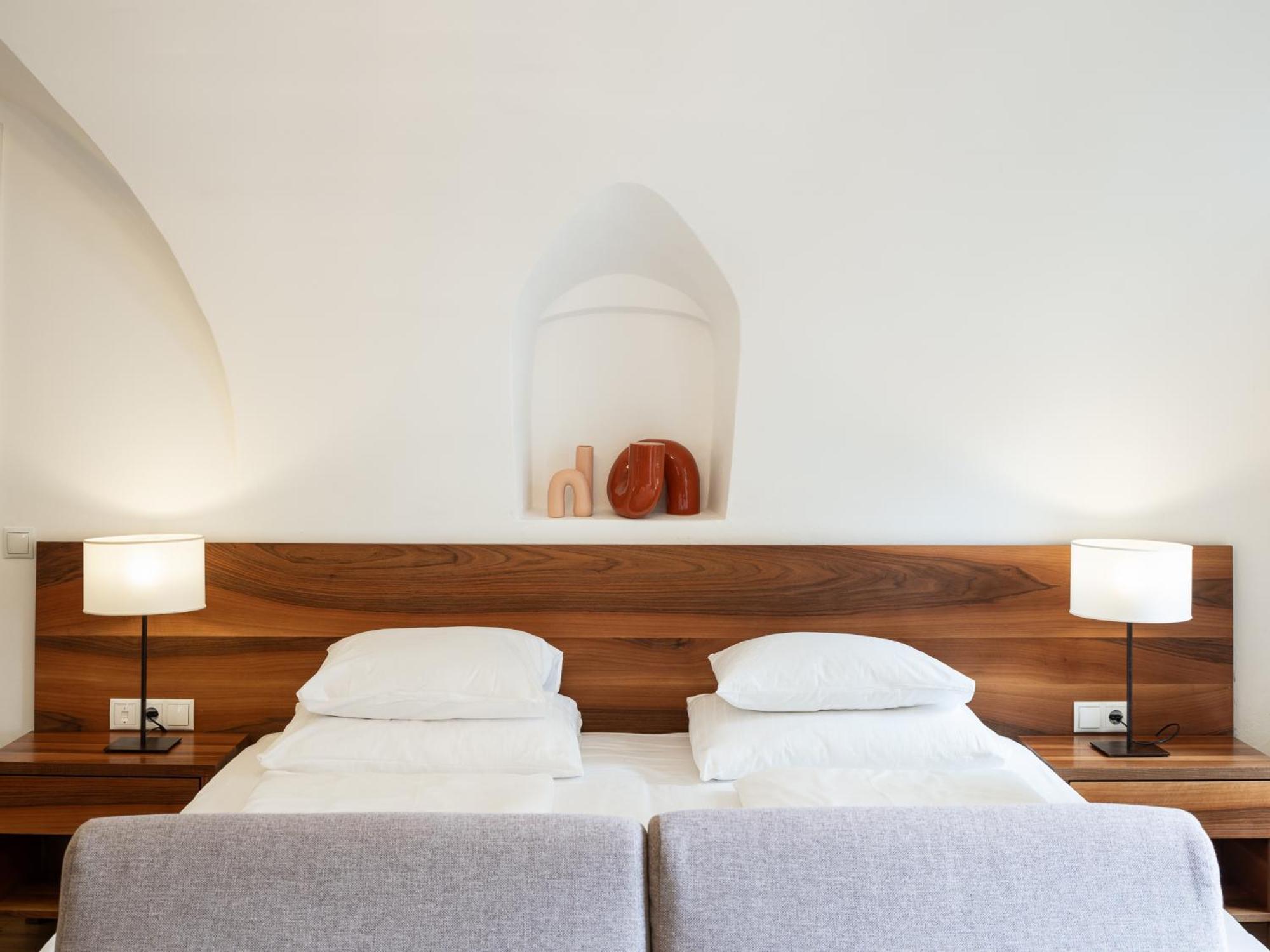 Romantik Hotel Jagdhof Caldaro Esterno foto