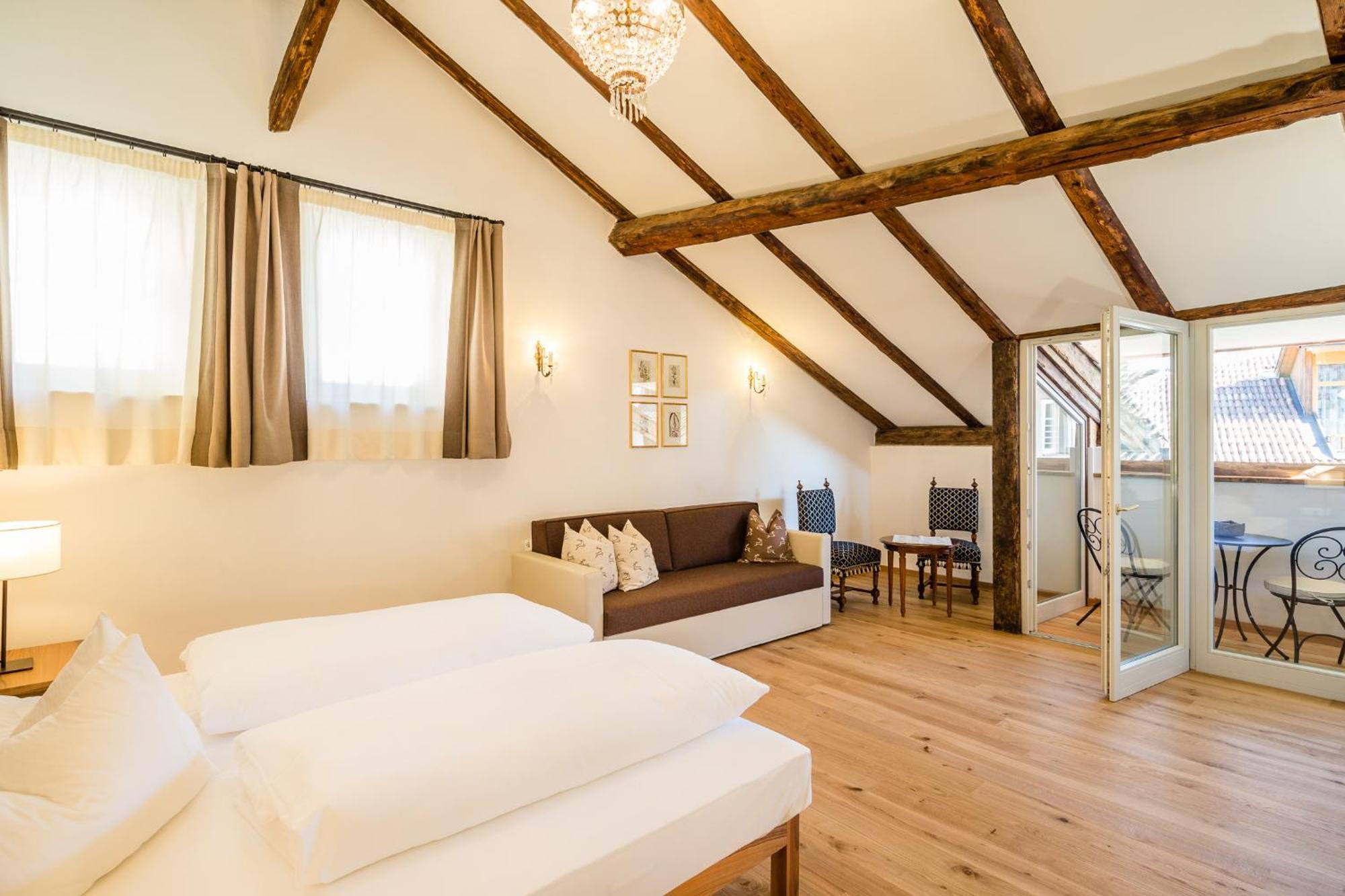 Romantik Hotel Jagdhof Caldaro Esterno foto